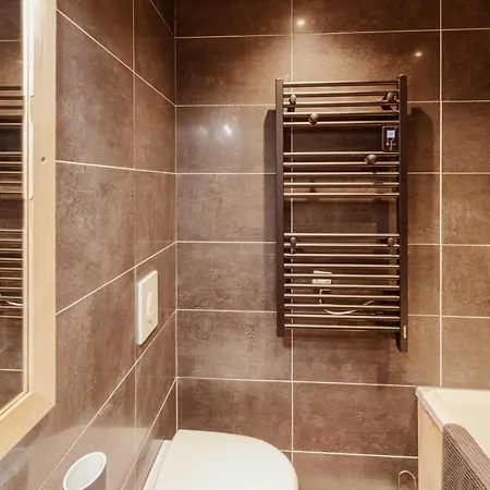 Le Chenaillet, Duplex Au Pied Des Pistes Et Spa Montgenevre Exterior photo